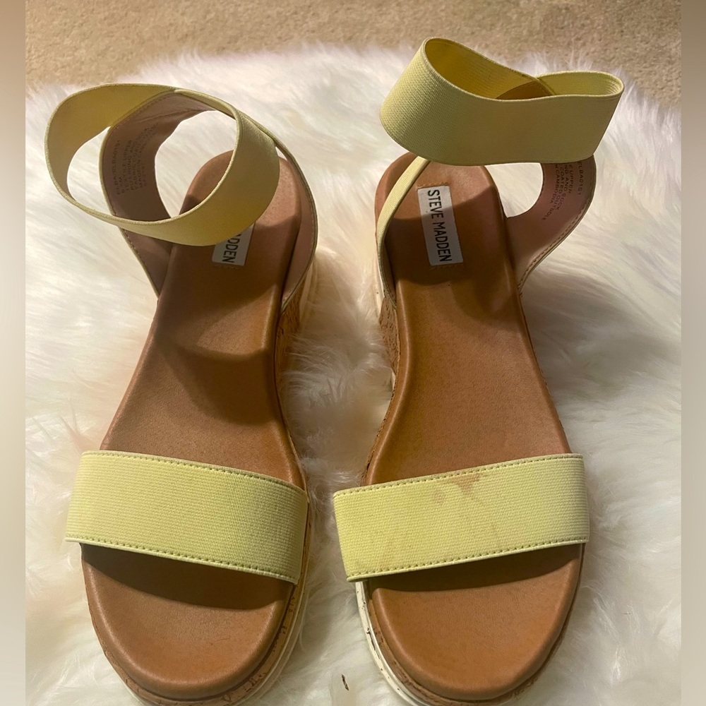 Steve Madden sandals
